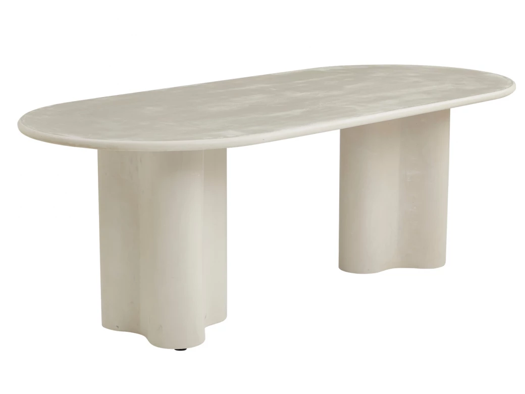 沿海餐桌鹅卵石