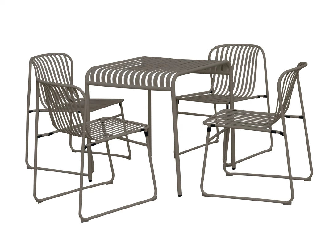 瑞士小餐桌卡布奇诺