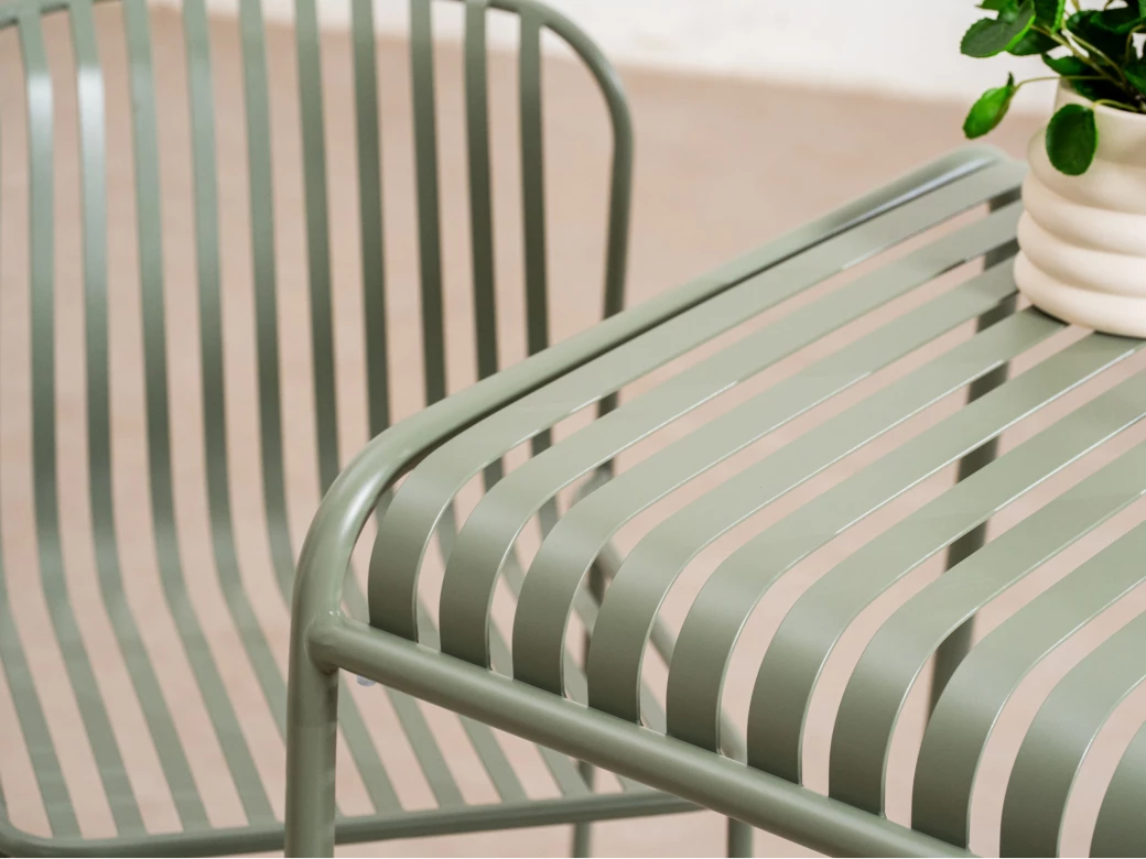 瑞士百里香绿小餐桌