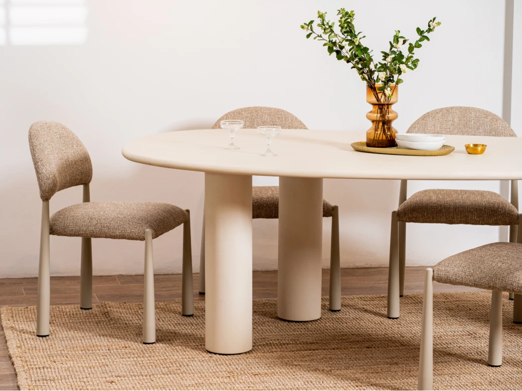 海岸曲线餐桌卵石